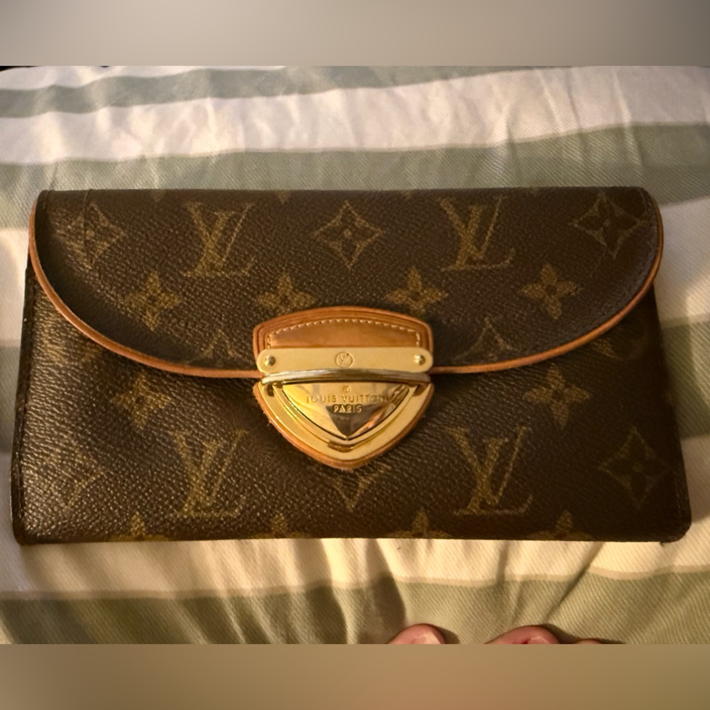 Louis Vuitton Monogram Eugenie Gold button Clasp.